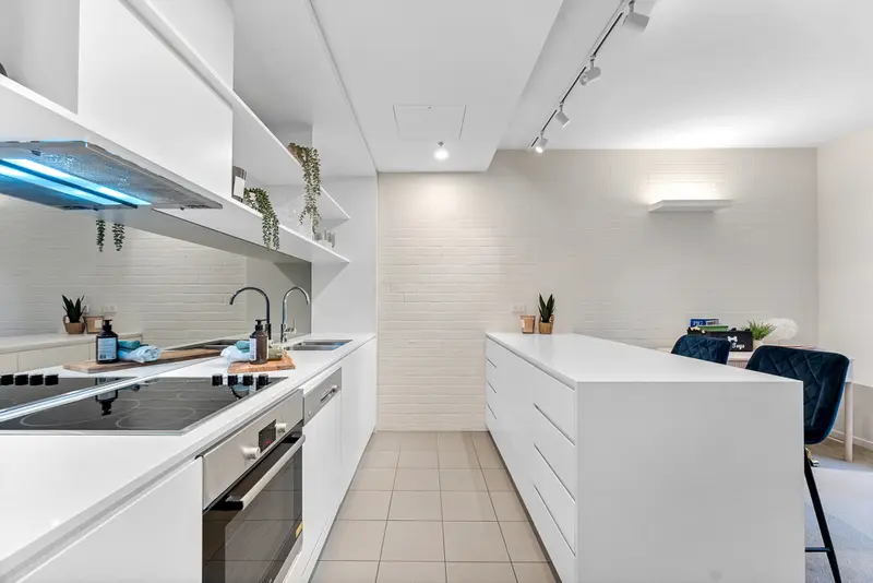 50/46 Honeysett View